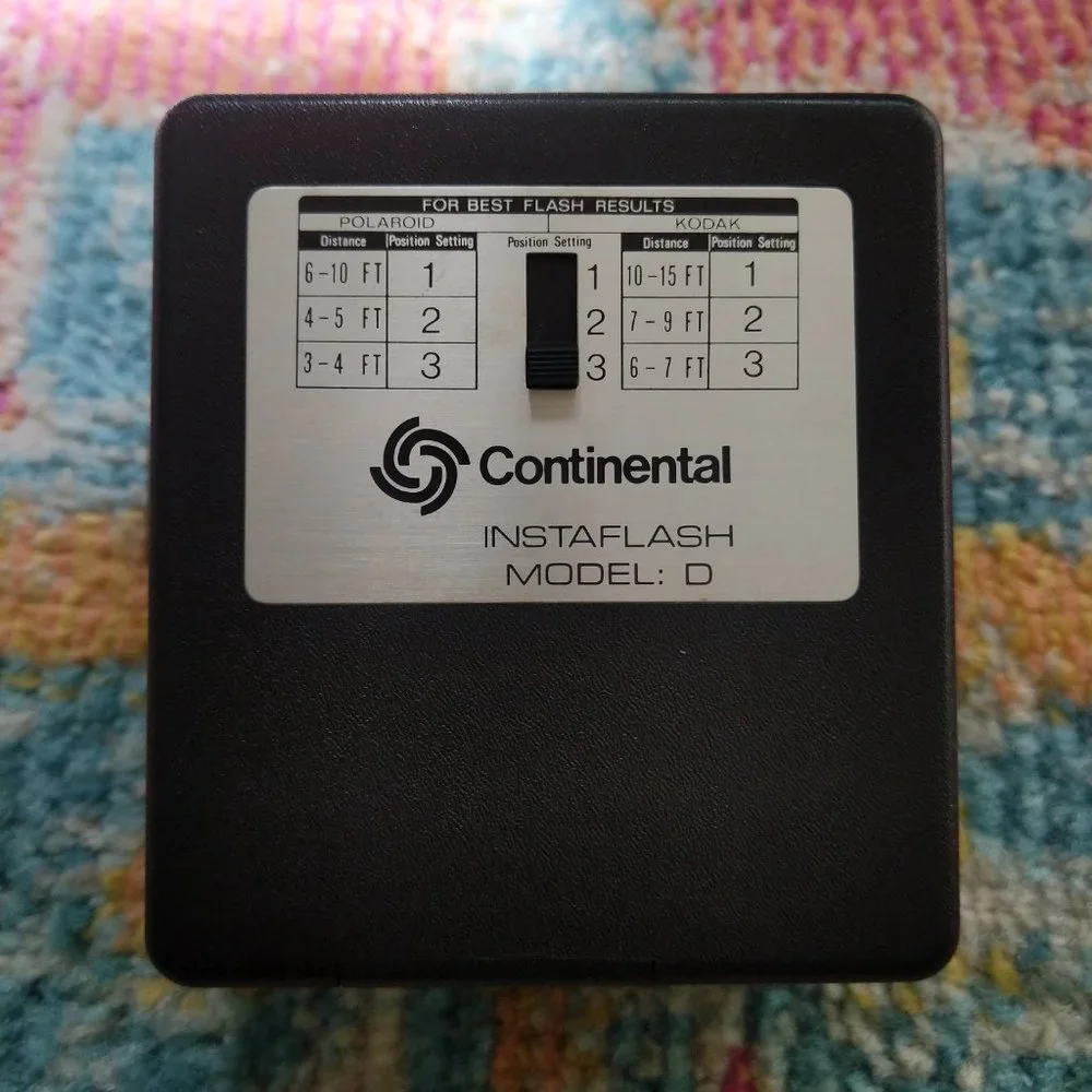 Vintage Continental Instaflash Model D Electronic Flash Unit for Polaroid